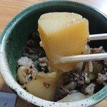 田舎洋食 いせ屋 - ホクホクジャガイモ