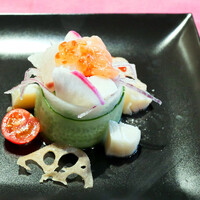 レストラン八間蔵 - 海の幸と冬野菜のサラダ仕立て