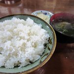 お食事処 ぼんち - 酢豚ライス\７００の「ご飯＆スープ＆漬物」