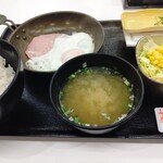 Yoshinoya - 【2019.12.26(木)】ハムエッグ納豆定食(並盛)404円