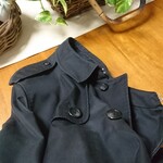 エスプリモダン めろん - 黒のシングルブレストトレンチコート