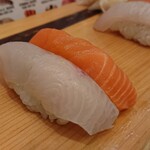 Sushi Shunsai Takano Ha - 握り カンパチ、サーモン