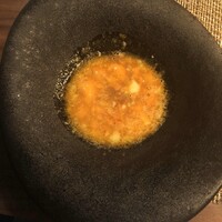 長谷川 稔 - ウニと卵黄のソース