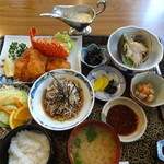 レストラン　わか菜 - わか菜和定食膳（これにデザート・珈琲が付く）