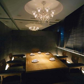 Completely private rooms available. A luxurious space that will make you forget the hustle and bustle of Ginza
