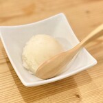 じじばば木馬亭 - 柚子シャーベット