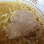 ラーメン二郎 - 代表してこの豚ちゃん！これも旨かった