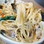 cafe 旭荘 - 本日のパスタ・アサリとベーコンのクリームオーブン焼き900円税込