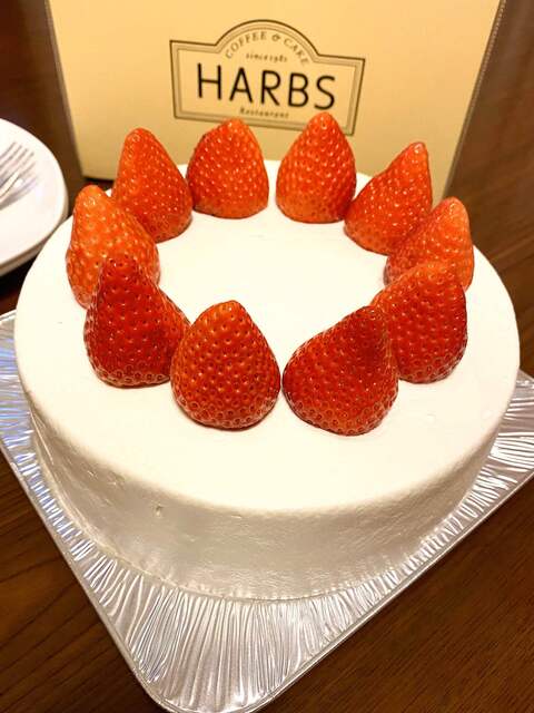 Harbsのホールケーキ クリスマスケーキではないけど By あずきฅ W ฅきなこ ハーブス 栄本店 Harbs 栄町 ケーキ 食べログ