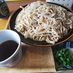 炭火焼鳥 萃 - 二八手打ちそば 大盛り (税込み 450円)