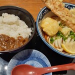 釜たけうどん 明石焼 - 