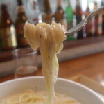 フォレスタ - カルボナーラのパスタ麺