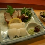 つかさ鮓 - お刺身・イカとタコと半人前ずつ。