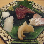 鮨 いとう - 鰹　本みる貝　墨烏賊　真鯛