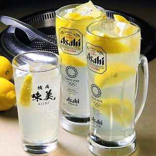 In addition to standard drinks, we offer Hiroshima lemon sour and Japanese sake★