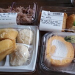 おしとり - 料理写真:お惣菜・米粉ロール・稲荷寿司・赤飯