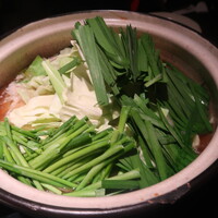 博多もつ鍋 やま中 赤坂店 - しゃぶしゃぶモツ鍋