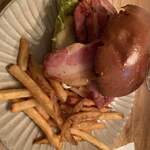 KAKUMEI Burger & cafe - 