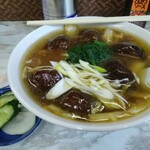 竹田家手打ラーメン店 - 料理写真:具材は、しいたけ、白菜、たけのこ、ねぎ、ほうれん草