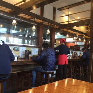 横浜らーめん 吉田家_2