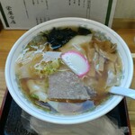 栄屋分店 - 冷しワンタンメン