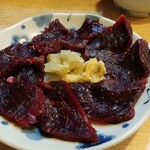 菊寿司 - くじら刺し