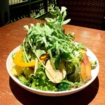 Wine厨房　tamaya - 16品目野菜のデトックスサラダ（Half 680円）