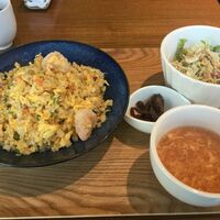 珞珈壹号 銀座店 - 五目炒飯（昼セット）