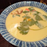 かもめ食堂 - 鱈の白子の茶碗蒸し