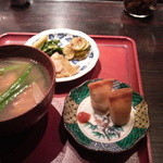 Suiren - 点心の春巻き、スープ、お漬物