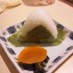 でべそ - おむすび（鮭と昆布から選べます）