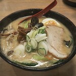 Ganso Sapporo Ya - 味噌野菜ラーメン 1,100円 ♪