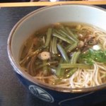 明日伽 - 山菜そば　840円