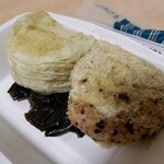 酒徳昆布 - 「昆布屋のおむすび 2個 (400円)」