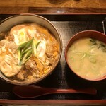 遊酒食堂 宇都宮 - カツ丼 (味噌汁付き)600円