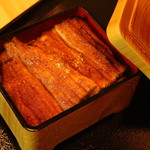 炭焼き 鰻真