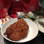 鉄板居酒屋 へらちょんぺ - ママからチキンのプレゼントが♡
