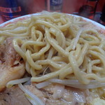 麺でる - ウェーブのかかったポキポキ麺