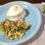 タイ料理 プリッキーヌ - ガパオライス
