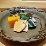 肉屋 田中 - あん肝、卵焼き、京春菊、神戸牛のやまとマキ、ボタン海老の昆布締め