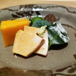 肉屋 田中 - あん肝、卵焼き、京春菊、神戸牛のやまとマキ、ボタン海老の昆布締め