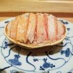 肉屋 田中 - 神戸牛の出汁がかかった兵庫の津居山の香箱ガニ