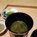 肉屋 田中 - 味噌汁