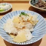 肉屋 田中 - おかわり　京都の大原のタケノコご飯