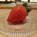 肉屋 田中 - 千葉県産のいちごの愛ベリー❗