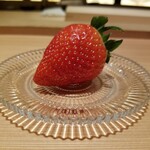 肉屋 田中 - 千葉県産のいちごの愛ベリー❗