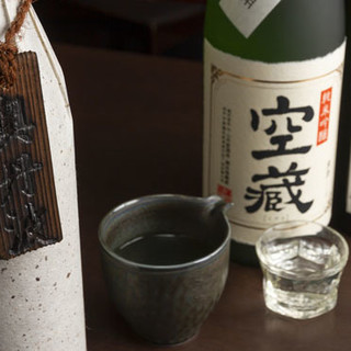 丹波の銘酒や希少なお酒、ソムリエ厳選のワインもございます