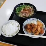 ピアハウス - うどんセット500円です