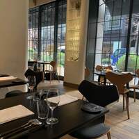 ラ・ボンヌターブル - 