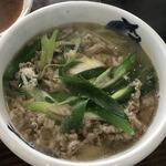 手打うどんたぐち  - 肉うどん